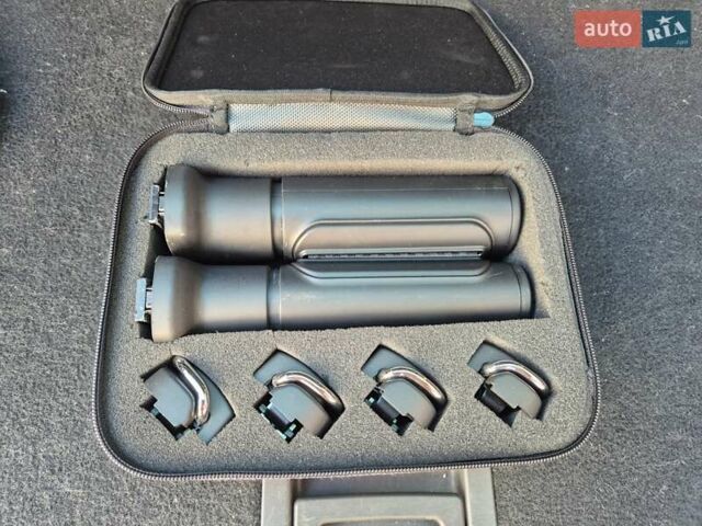 Черный Фольксваген Туарег, объемом двигателя 3 л и пробегом 263 тыс. км за 29000 $, фото 42 на Automoto.ua