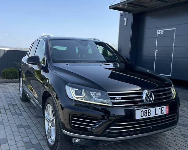 Черный Фольксваген Туарег, объемом двигателя 3 л и пробегом 266 тыс. км за 27990 $, фото 4 на Automoto.ua