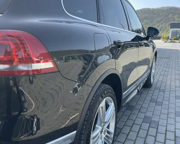 Черный Фольксваген Туарег, объемом двигателя 3 л и пробегом 266 тыс. км за 27990 $, фото 11 на Automoto.ua