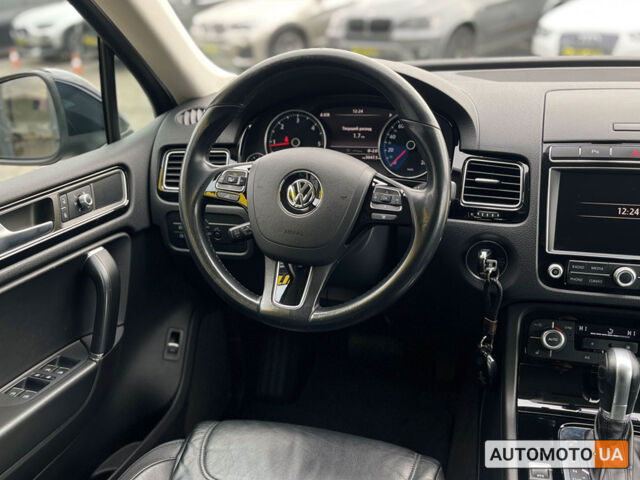 Черный Фольксваген Туарег, объемом двигателя 3 л и пробегом 129 тыс. км за 27500 $, фото 22 на Automoto.ua