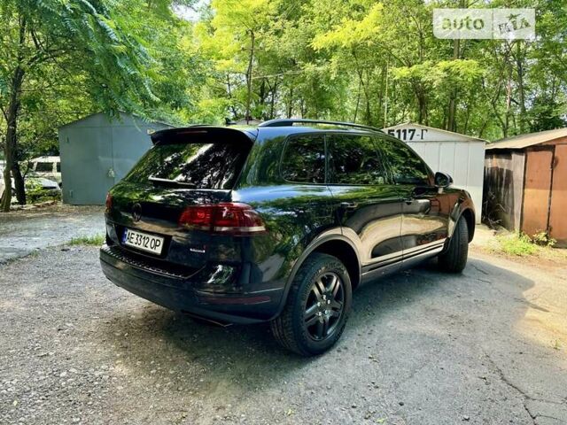 Чорний Фольксваген Туарег, об'ємом двигуна 2.97 л та пробігом 130 тис. км за 33000 $, фото 4 на Automoto.ua