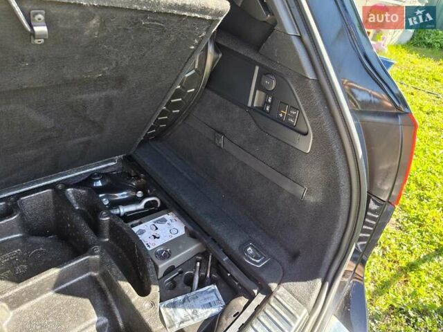 Чорний Фольксваген Туарег, об'ємом двигуна 2.97 л та пробігом 189 тис. км за 31500 $, фото 33 на Automoto.ua