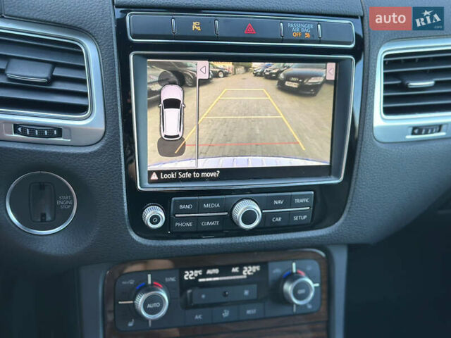 Чорний Фольксваген Туарег, об'ємом двигуна 2.97 л та пробігом 194 тис. км за 24999 $, фото 10 на Automoto.ua