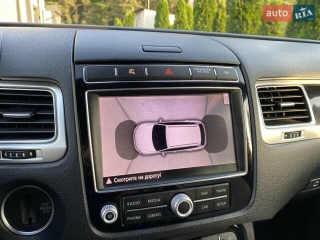 Черный Фольксваген Туарег, объемом двигателя 3 л и пробегом 264 тыс. км за 26500 $, фото 67 на Automoto.ua