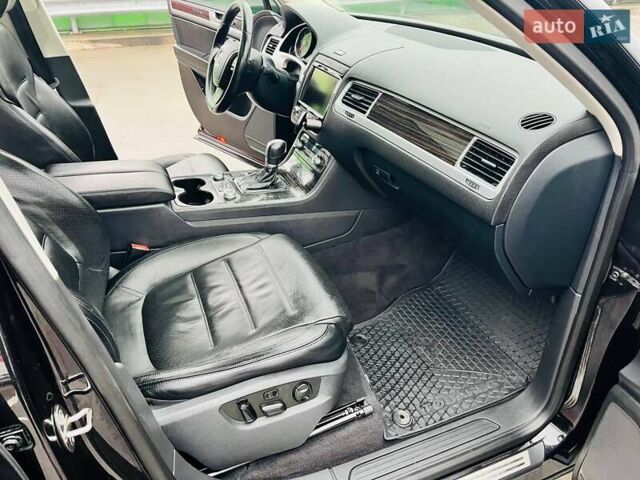 Чорний Фольксваген Туарег, об'ємом двигуна 2.97 л та пробігом 275 тис. км за 23200 $, фото 35 на Automoto.ua