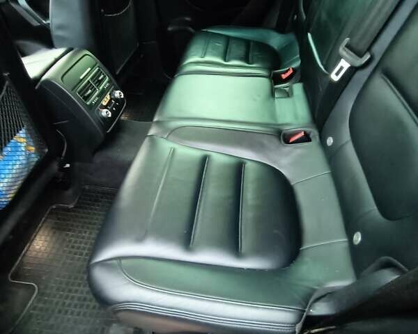 Черный Фольксваген Туарег, объемом двигателя 3 л и пробегом 204 тыс. км за 26500 $, фото 4 на Automoto.ua