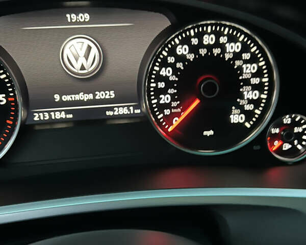 Черный Фольксваген Туарег, объемом двигателя 3 л и пробегом 213 тыс. км за 22500 $, фото 15 на Automoto.ua