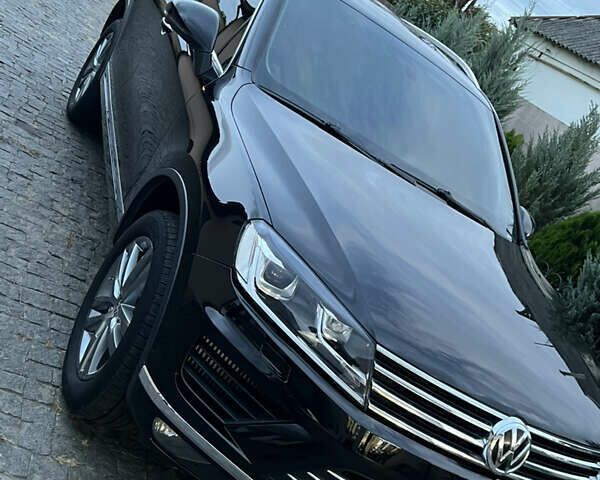 Черный Фольксваген Туарег, объемом двигателя 3 л и пробегом 213 тыс. км за 22500 $, фото 10 на Automoto.ua