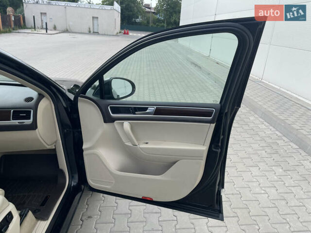 Чорний Фольксваген Туарег, об'ємом двигуна 3.6 л та пробігом 123 тис. км за 24400 $, фото 36 на Automoto.ua