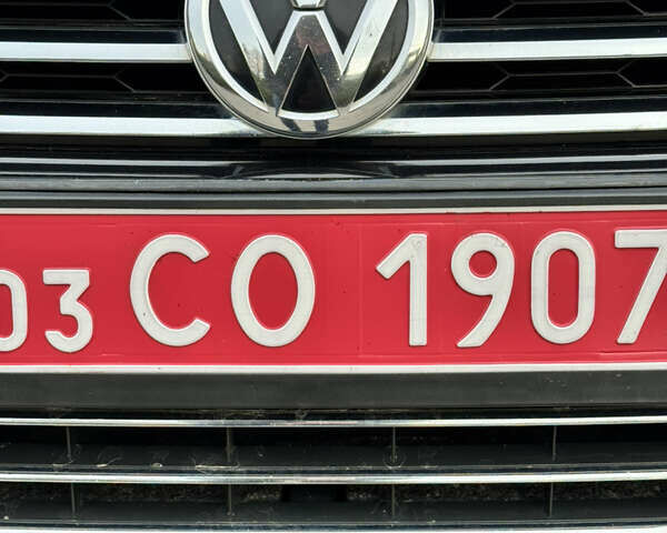 Черный Фольксваген Туарег, объемом двигателя 3 л и пробегом 238 тыс. км за 23700 $, фото 40 на Automoto.ua