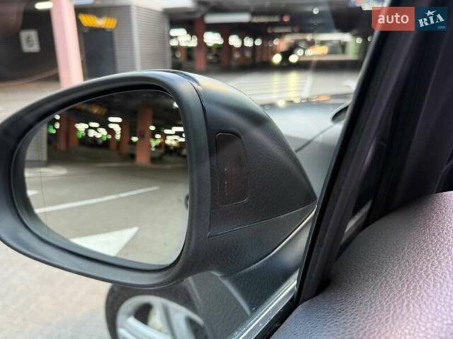 Черный Фольксваген Туарег, объемом двигателя 4.13 л и пробегом 195 тыс. км за 31990 $, фото 13 на Automoto.ua