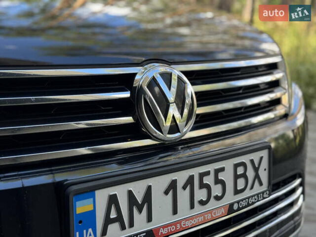 Чорний Фольксваген Туарег, об'ємом двигуна 2.97 л та пробігом 194 тис. км за 22499 $, фото 4 на Automoto.ua