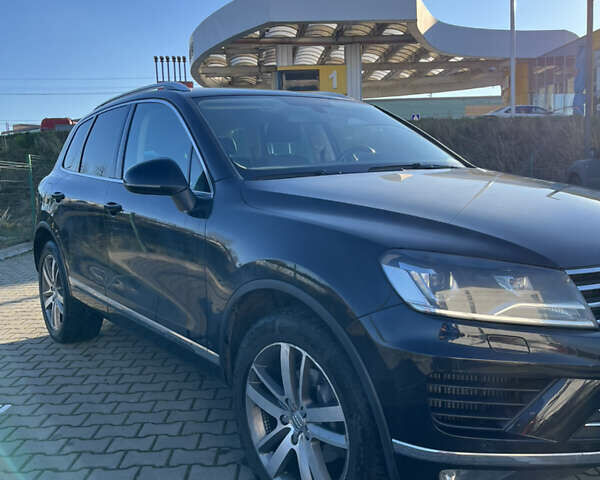 Черный Фольксваген Туарег, объемом двигателя 2.97 л и пробегом 225 тыс. км за 27500 $, фото 6 на Automoto.ua