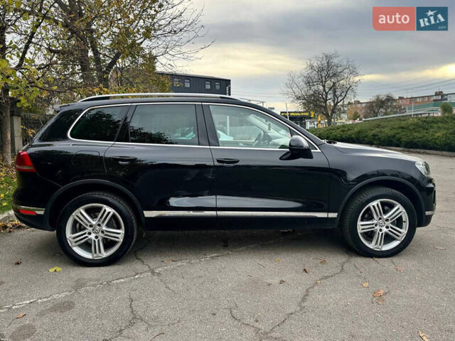 Черный Фольксваген Туарег, объемом двигателя 3 л и пробегом 238 тыс. км за 23700 $, фото 10 на Automoto.ua