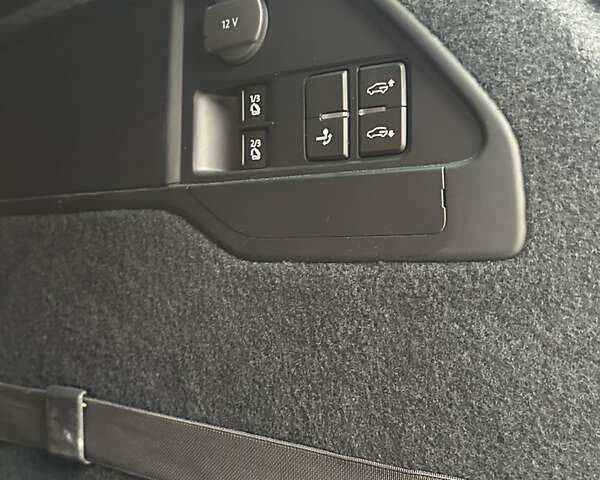 Черный Фольксваген Туарег, объемом двигателя 2.97 л и пробегом 165 тыс. км за 25200 $, фото 9 на Automoto.ua