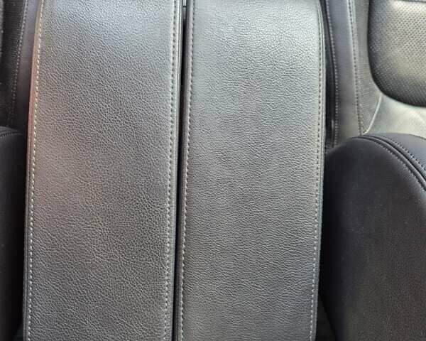 Черный Фольксваген Туарег, объемом двигателя 3 л и пробегом 263 тыс. км за 29000 $, фото 16 на Automoto.ua