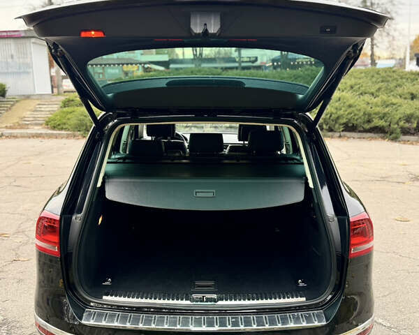 Черный Фольксваген Туарег, объемом двигателя 3 л и пробегом 238 тыс. км за 23700 $, фото 39 на Automoto.ua