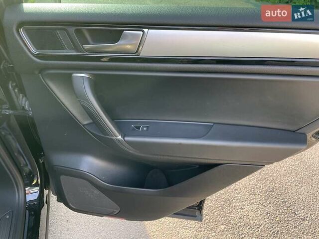 Фольксваген Туарег 2015 в Виннице на Automoto.ua Черный Фольксваген Туарег, объемом двигателя 2.97 л и пробегом 172 тыс. км за 25000 $, фото 22 на Automoto.ua