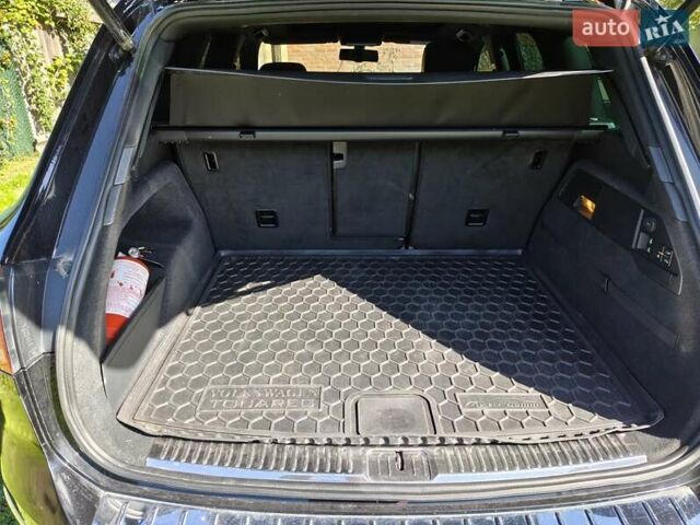 Чорний Фольксваген Туарег, об'ємом двигуна 2.97 л та пробігом 189 тис. км за 31500 $, фото 32 на Automoto.ua