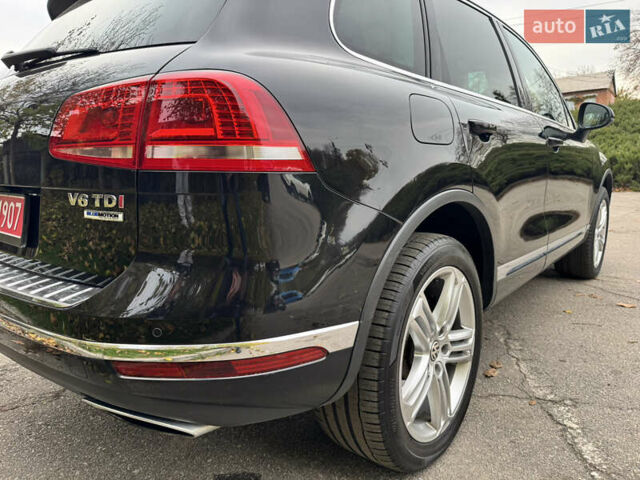 Черный Фольксваген Туарег, объемом двигателя 3 л и пробегом 238 тыс. км за 23700 $, фото 17 на Automoto.ua