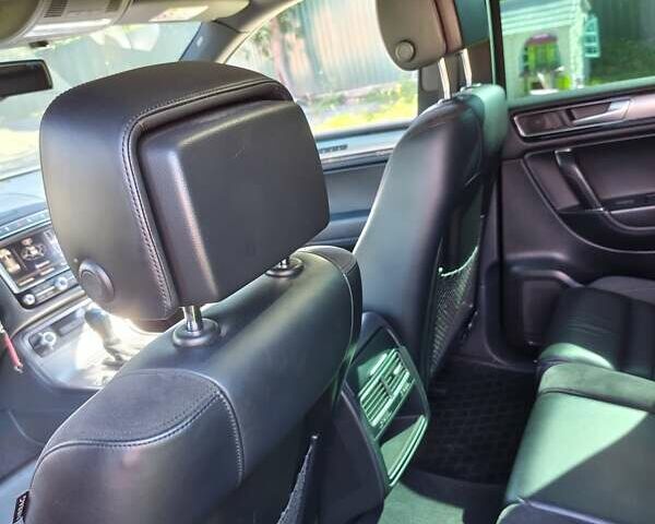 Чорний Фольксваген Туарег, об'ємом двигуна 2.97 л та пробігом 189 тис. км за 31500 $, фото 23 на Automoto.ua