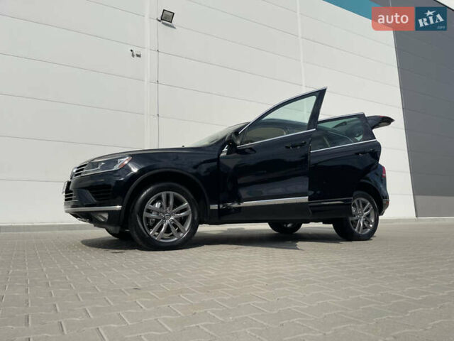 Чорний Фольксваген Туарег, об'ємом двигуна 3.6 л та пробігом 123 тис. км за 24400 $, фото 4 на Automoto.ua