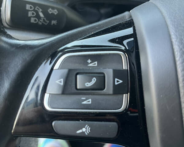 Черный Фольксваген Туарег, объемом двигателя 2.97 л и пробегом 195 тыс. км за 25900 $, фото 22 на Automoto.ua