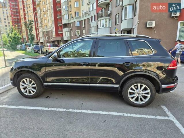 Черный Фольксваген Туарег, объемом двигателя 3 л и пробегом 263 тыс. км за 29000 $, фото 4 на Automoto.ua