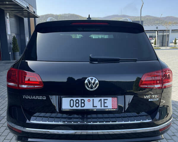 Черный Фольксваген Туарег, объемом двигателя 3 л и пробегом 266 тыс. км за 27990 $, фото 10 на Automoto.ua