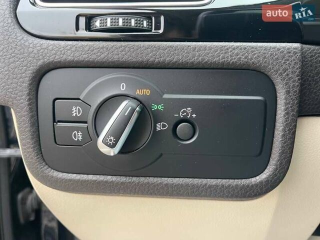 Черный Фольксваген Туарег, объемом двигателя 2.97 л и пробегом 159 тыс. км за 35490 $, фото 15 на Automoto.ua