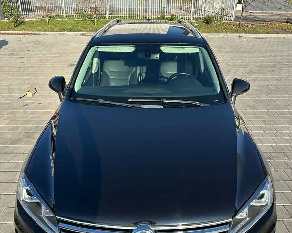 Черный Фольксваген Туарег, объемом двигателя 3 л и пробегом 235 тыс. км за 21500 $, фото 9 на Automoto.ua