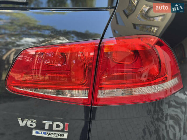 Чорний Фольксваген Туарег, об'ємом двигуна 2.97 л та пробігом 194 тис. км за 22499 $, фото 16 на Automoto.ua