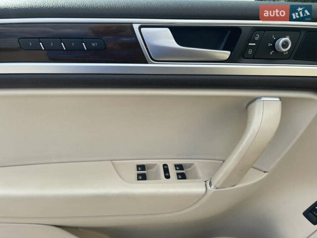 Чорний Фольксваген Туарег, об'ємом двигуна 3.6 л та пробігом 123 тис. км за 24400 $, фото 40 на Automoto.ua