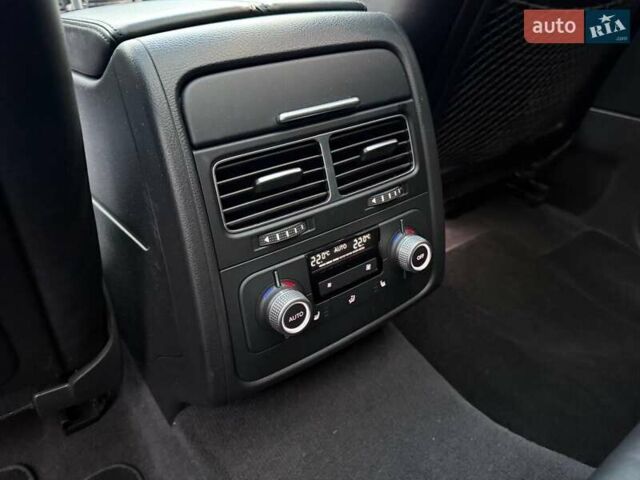 Черный Фольксваген Туарег, объемом двигателя 4.13 л и пробегом 195 тыс. км за 31990 $, фото 28 на Automoto.ua