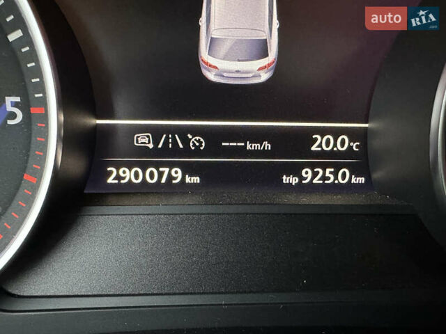 Черный Фольксваген Туарег, объемом двигателя 3 л и пробегом 290 тыс. км за 22900 $, фото 30 на Automoto.ua