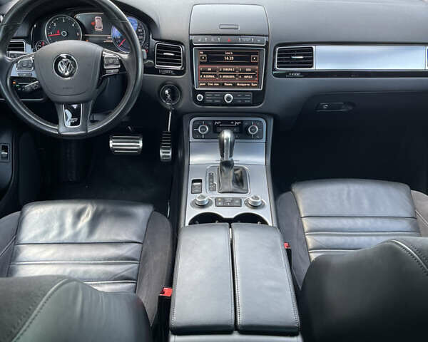 Черный Фольксваген Туарег, объемом двигателя 3 л и пробегом 266 тыс. км за 27990 $, фото 20 на Automoto.ua