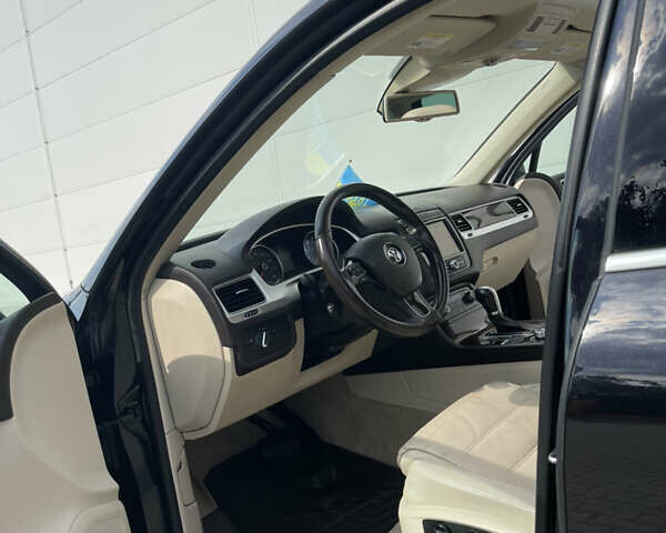 Чорний Фольксваген Туарег, об'ємом двигуна 3.6 л та пробігом 123 тис. км за 24400 $, фото 39 на Automoto.ua