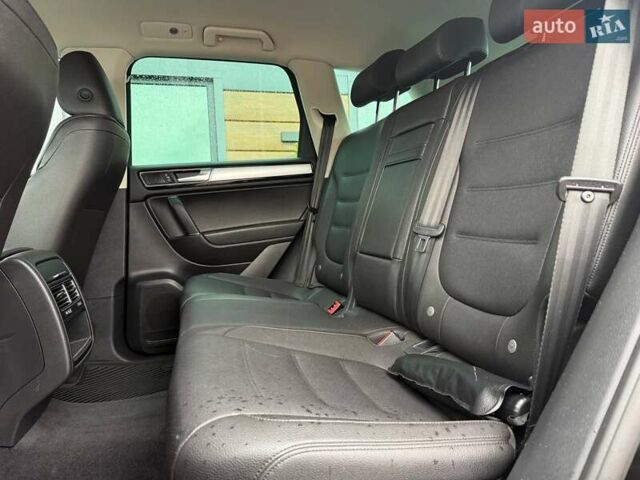 Черный Фольксваген Туарег, объемом двигателя 3.6 л и пробегом 220 тыс. км за 16900 $, фото 52 на Automoto.ua