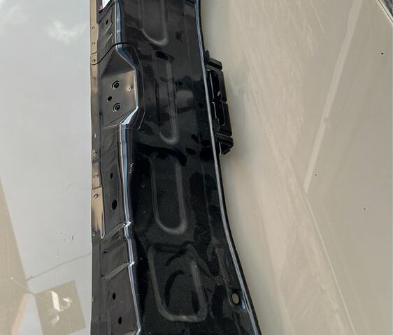 Черный Фольксваген Туарег, объемом двигателя 3 л и пробегом 213 тыс. км за 22500 $, фото 4 на Automoto.ua