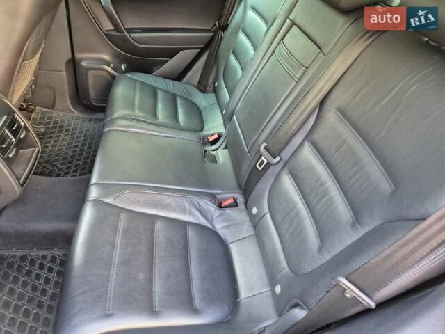 Черный Фольксваген Туарег, объемом двигателя 3 л и пробегом 263 тыс. км за 29000 $, фото 13 на Automoto.ua