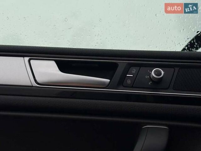 Черный Фольксваген Туарег, объемом двигателя 3.6 л и пробегом 220 тыс. км за 16900 $, фото 22 на Automoto.ua