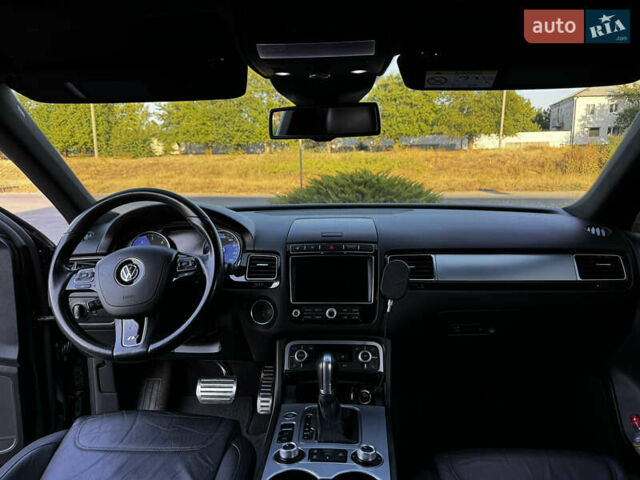 Черный Фольксваген Туарег, объемом двигателя 2.97 л и пробегом 202 тыс. км за 30000 $, фото 47 на Automoto.ua