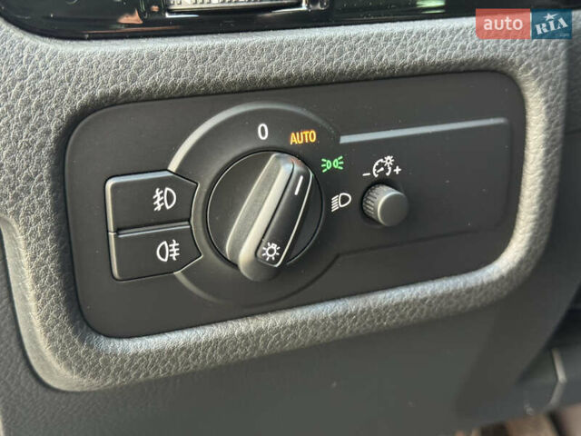 Чорний Фольксваген Туарег, об'ємом двигуна 2.97 л та пробігом 194 тис. км за 22499 $, фото 37 на Automoto.ua