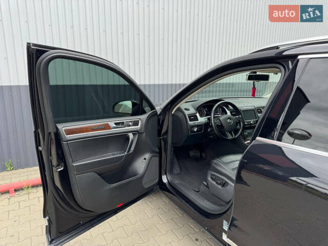 Черный Фольксваген Туарег, объемом двигателя 3.6 л и пробегом 219 тыс. км за 16999 $, фото 22 на Automoto.ua