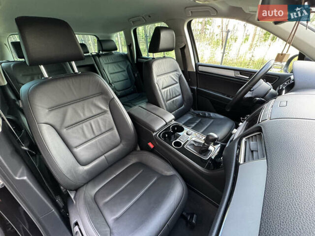 Чорний Фольксваген Туарег, об'ємом двигуна 2.97 л та пробігом 194 тис. км за 22499 $, фото 51 на Automoto.ua