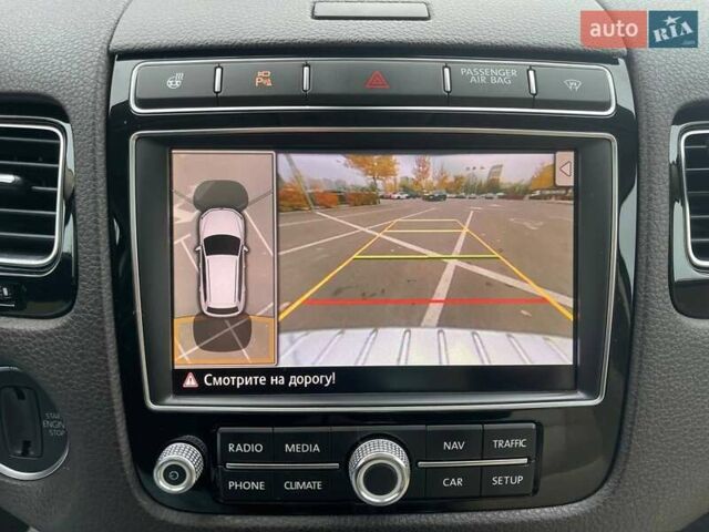 Черный Фольксваген Туарег, объемом двигателя 2.97 л и пробегом 159 тыс. км за 35490 $, фото 20 на Automoto.ua