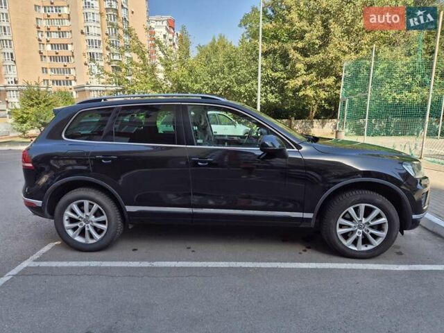 Черный Фольксваген Туарег, объемом двигателя 3 л и пробегом 263 тыс. км за 29000 $, фото 9 на Automoto.ua