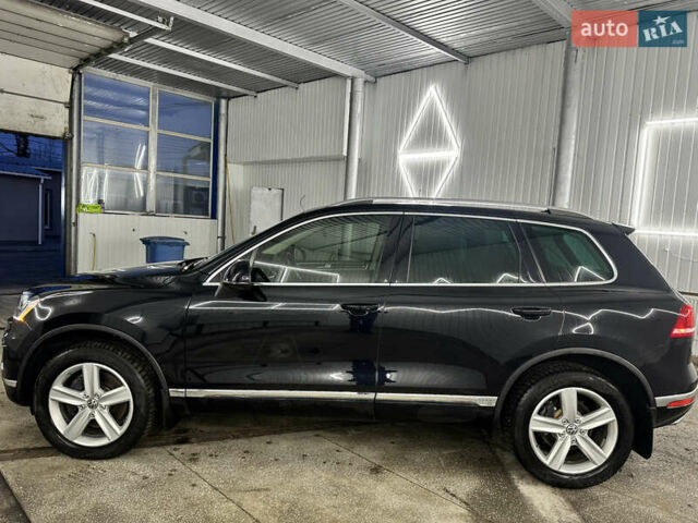 Черный Фольксваген Туарег, объемом двигателя 3 л и пробегом 56 тыс. км за 27000 $, фото 4 на Automoto.ua
