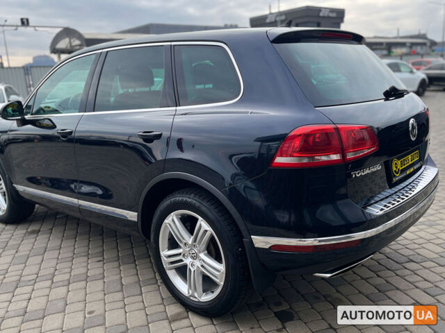 Черный Фольксваген Туарег, объемом двигателя 3 л и пробегом 129 тыс. км за 27500 $, фото 4 на Automoto.ua
