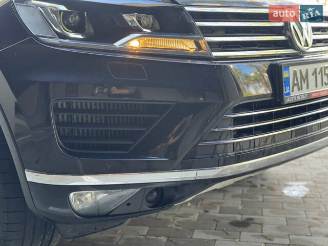 Чорний Фольксваген Туарег, об'ємом двигуна 2.97 л та пробігом 194 тис. км за 22499 $, фото 6 на Automoto.ua